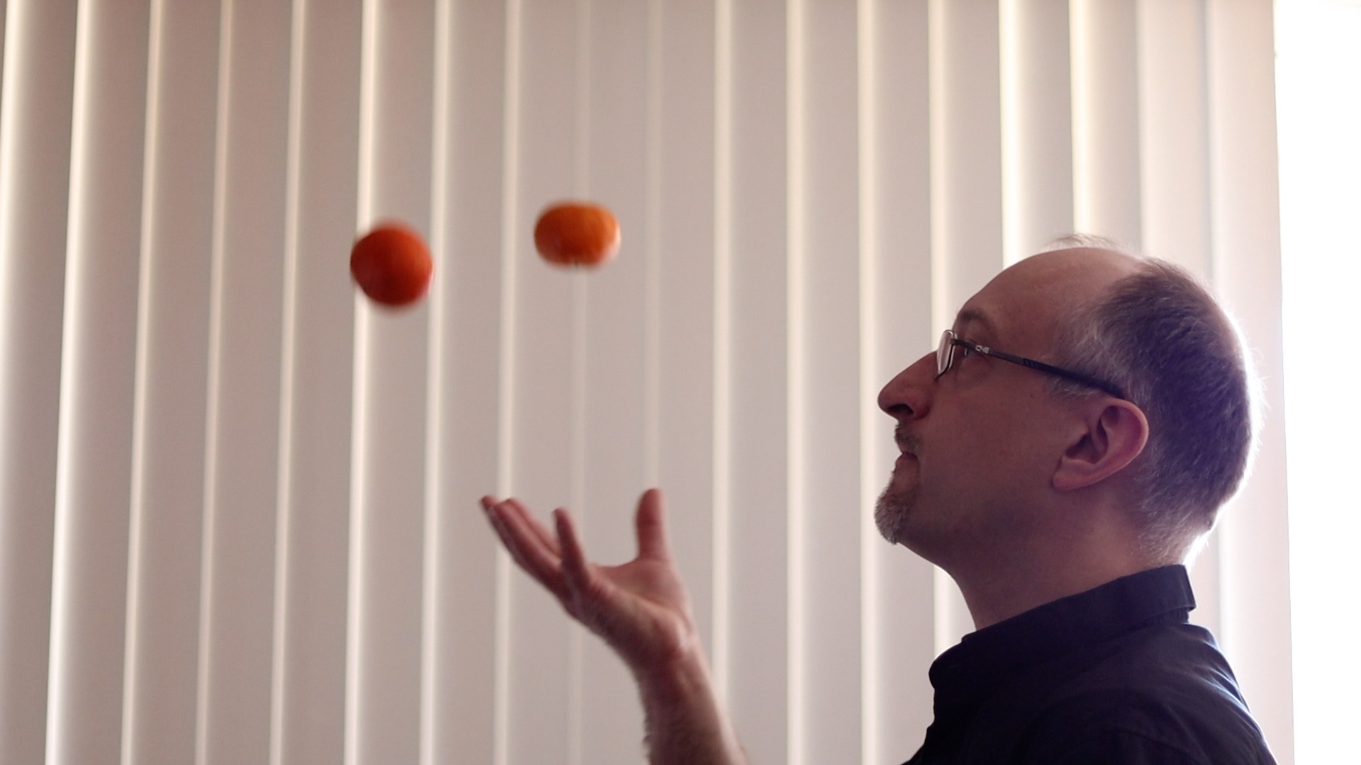 #TenSecondTuesday: Juggling 🤹‍♂️